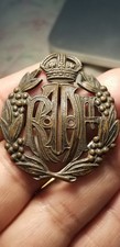 Listing image for WWII Royal Australian Air Force RAAF KC Cap Badge Id15.